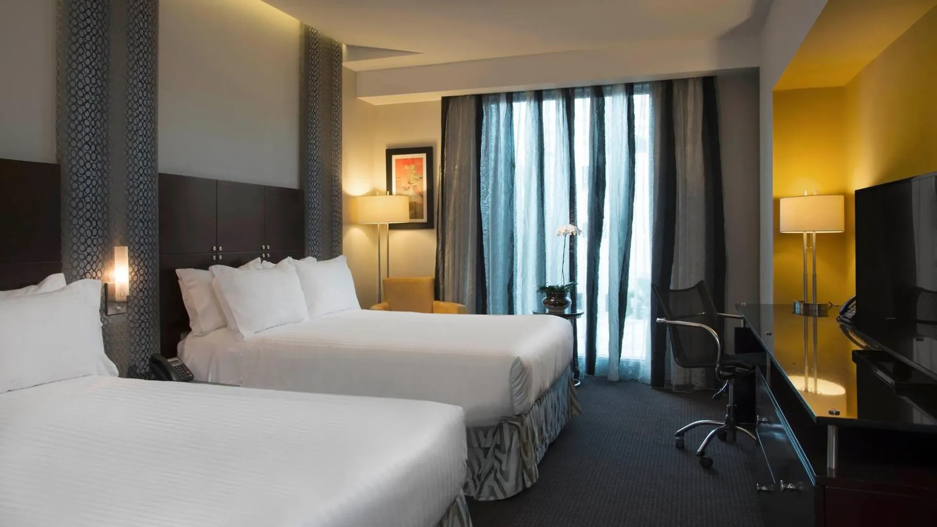 Holiday Inn Santo Domingo Hotel&Suites, an IHG Hotel