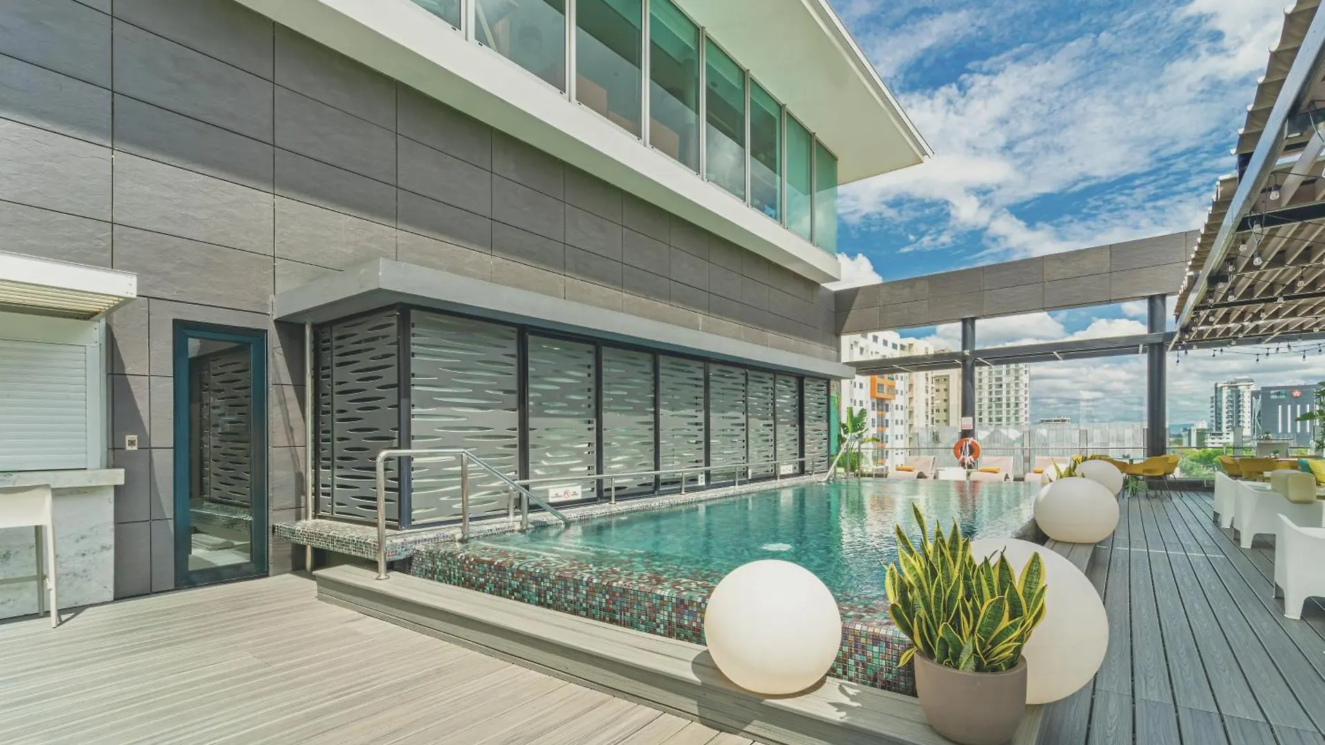 Holiday Inn Santo Domingo Hotel&Suites, an IHG Hotel