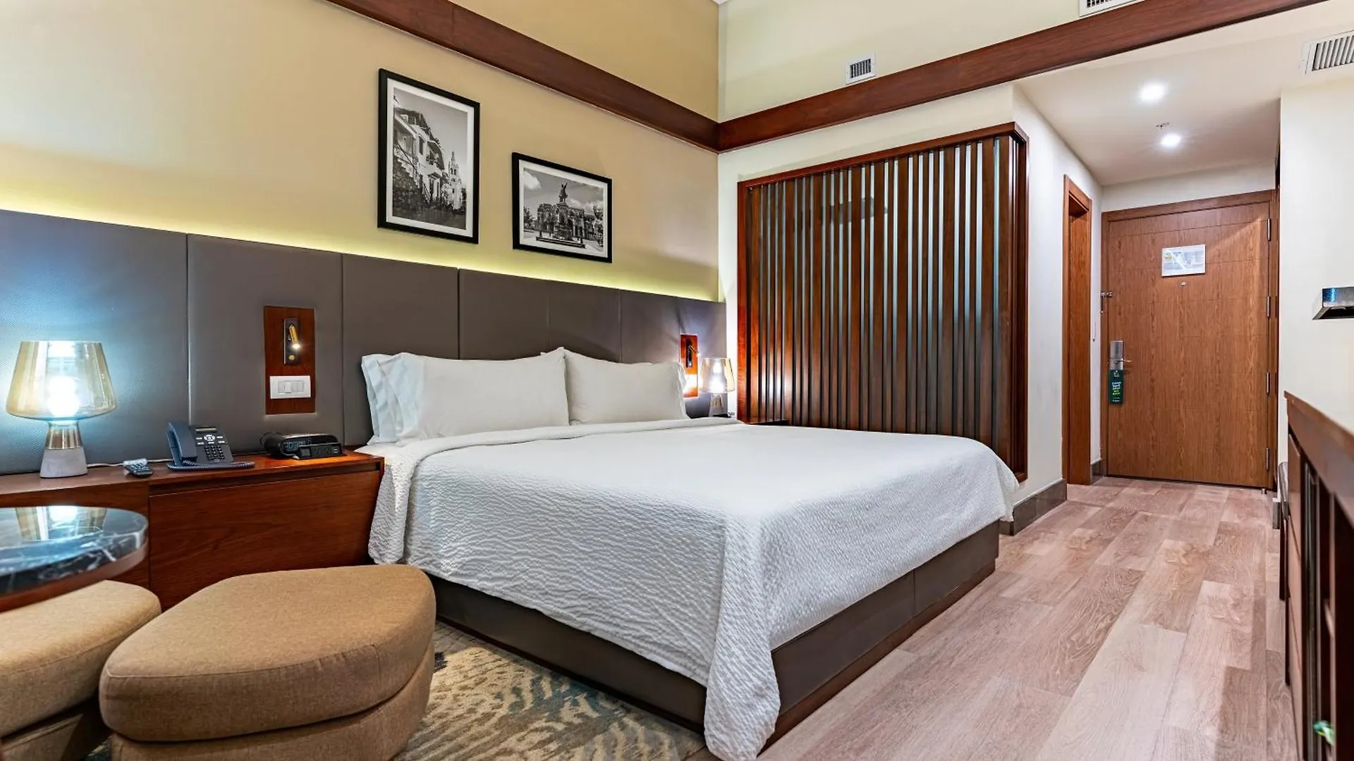 Holiday Inn Santo Domingo Hotel&Suites, an IHG Hotel 5*,  Repubblica Dominicana